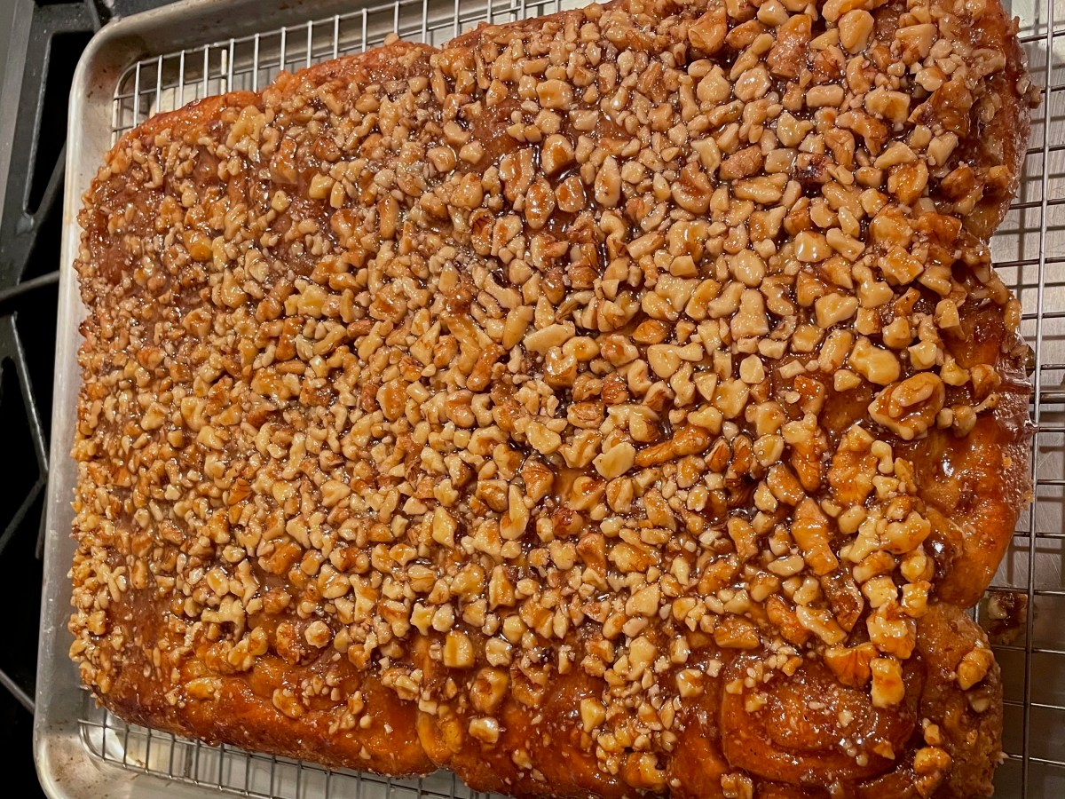 Recipe Review: Walnut-Maple&nbsp;Buns