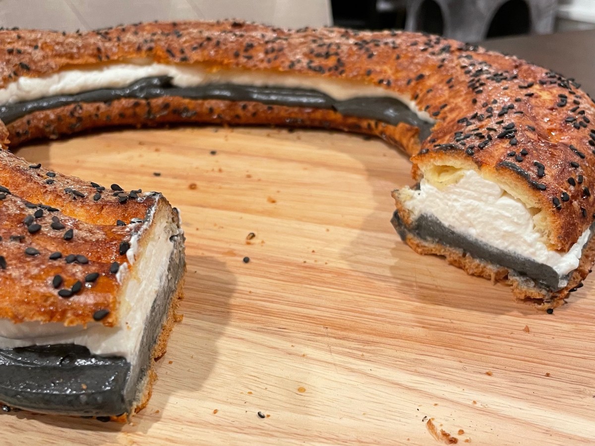 Recipe Review: Black Sesame&nbsp;Paris-Brest