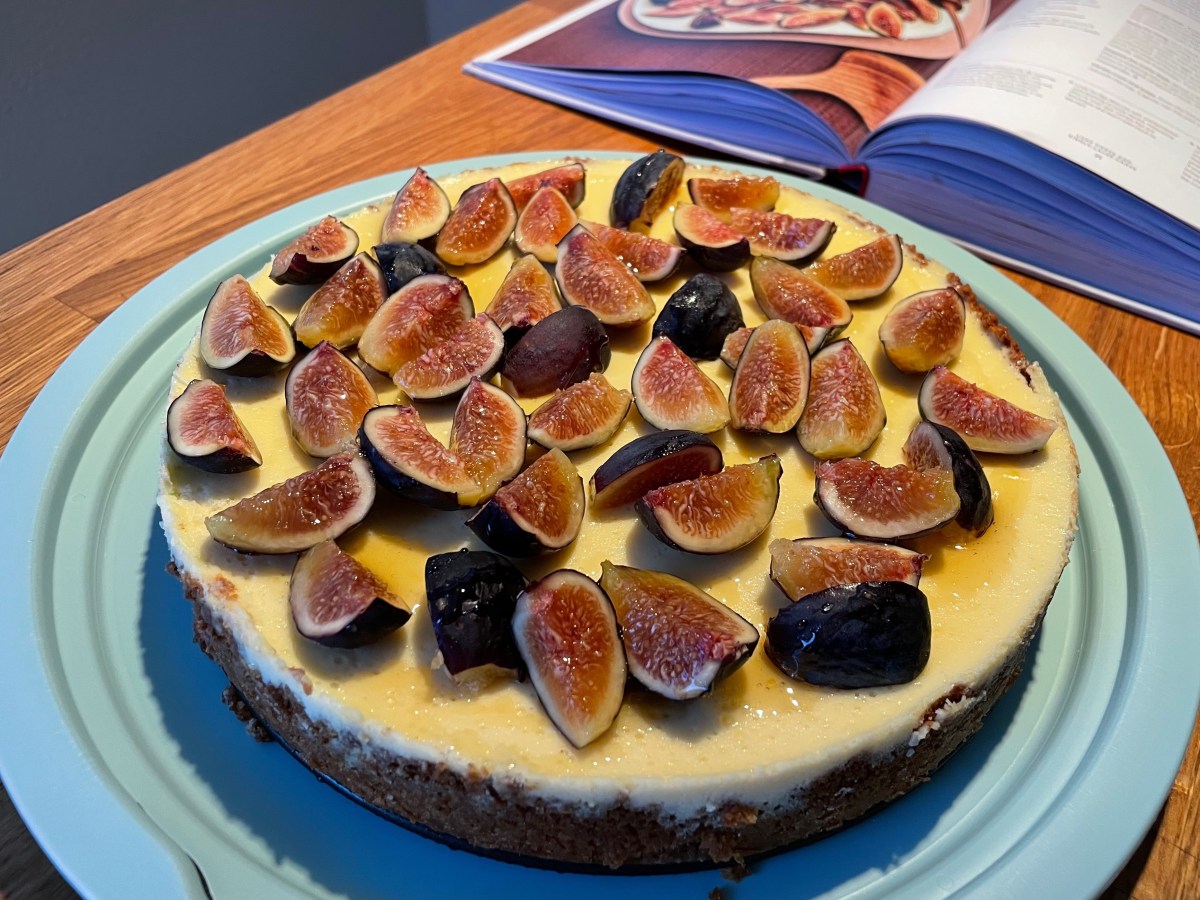 Recipe Review: Goat Cheese Cake with Honey and&nbsp;Figs